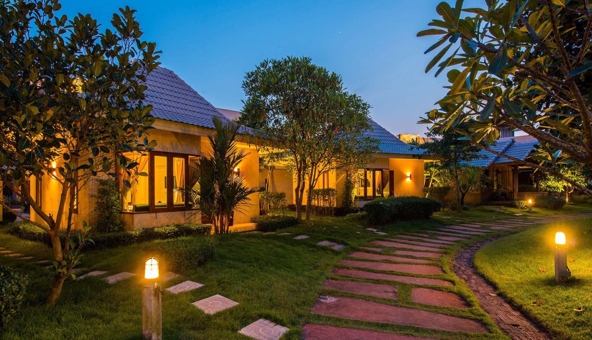 Panlaan Boutique Resort Nong Khai Bagian luar foto